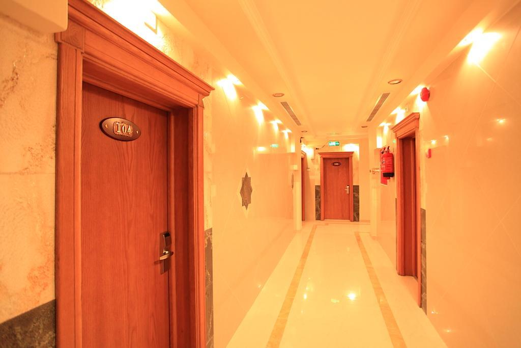 Lavande Suites Iambo Exterior foto