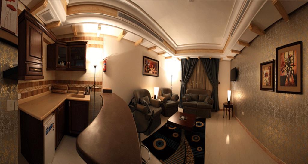 Lavande Suites Iambo Exterior foto